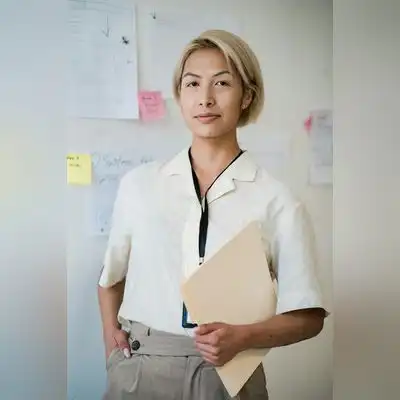 杨露建